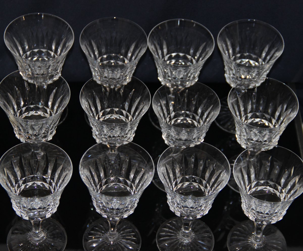 12 Verres à  Vin En Cristal Taillé De Baccarat Modèle Buckingham / Piccadilly-photo-2