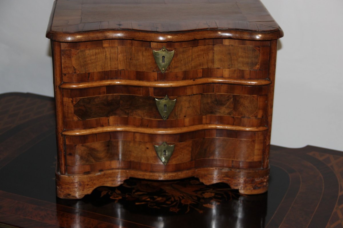 Louis XIV Period Curved Master Commode-photo-5