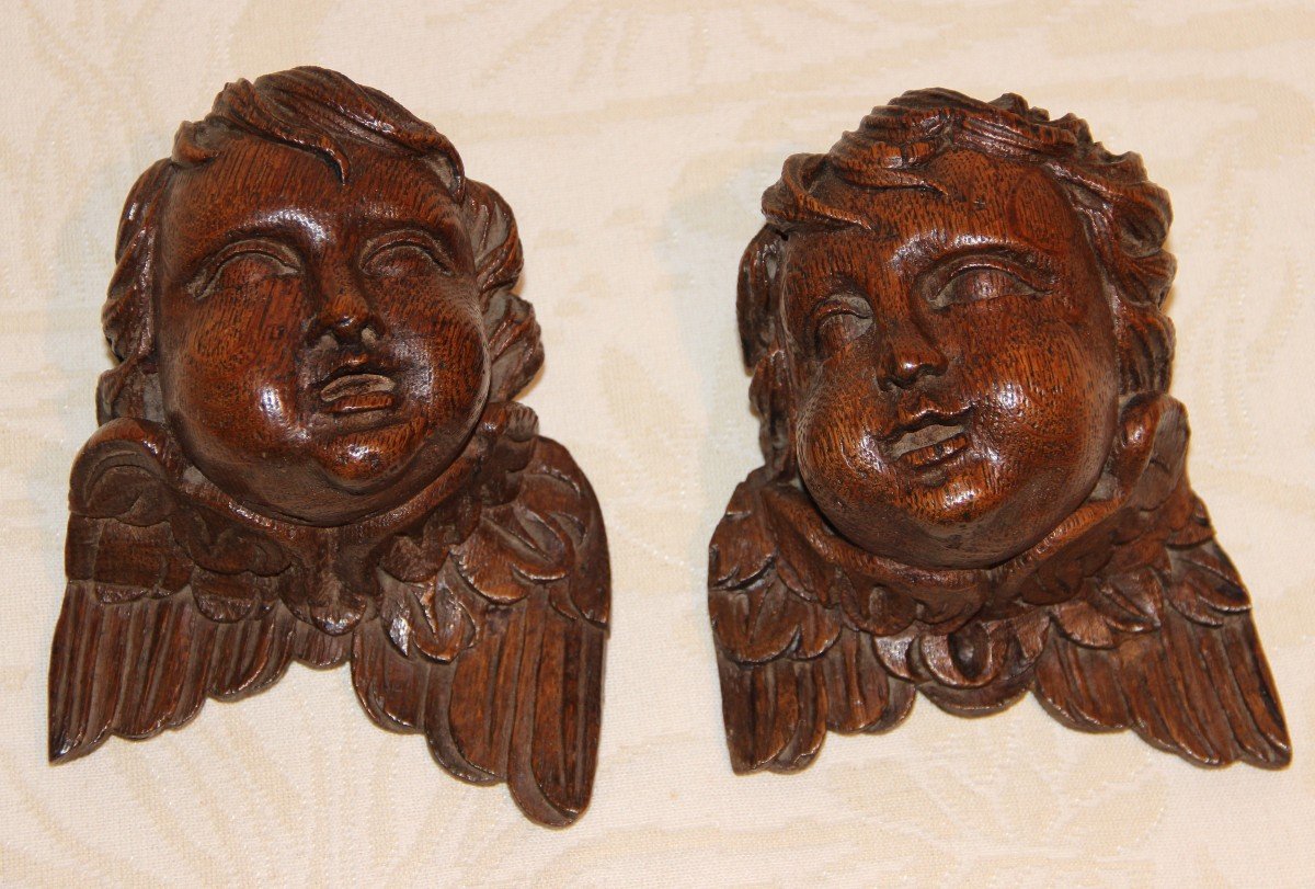 XVIIIth Carved Wood Cherubs Heads