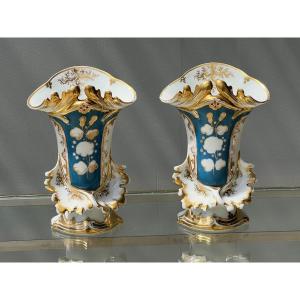 Pair Of Cornet Vases In 19th Century Paris Porcelain