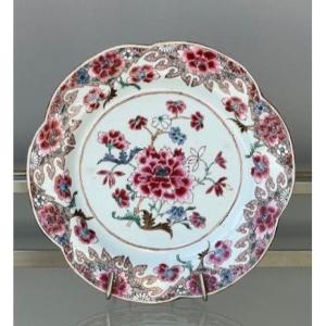  China Compagnie Des Indes Polychrome Plate XVIII Famille Rose