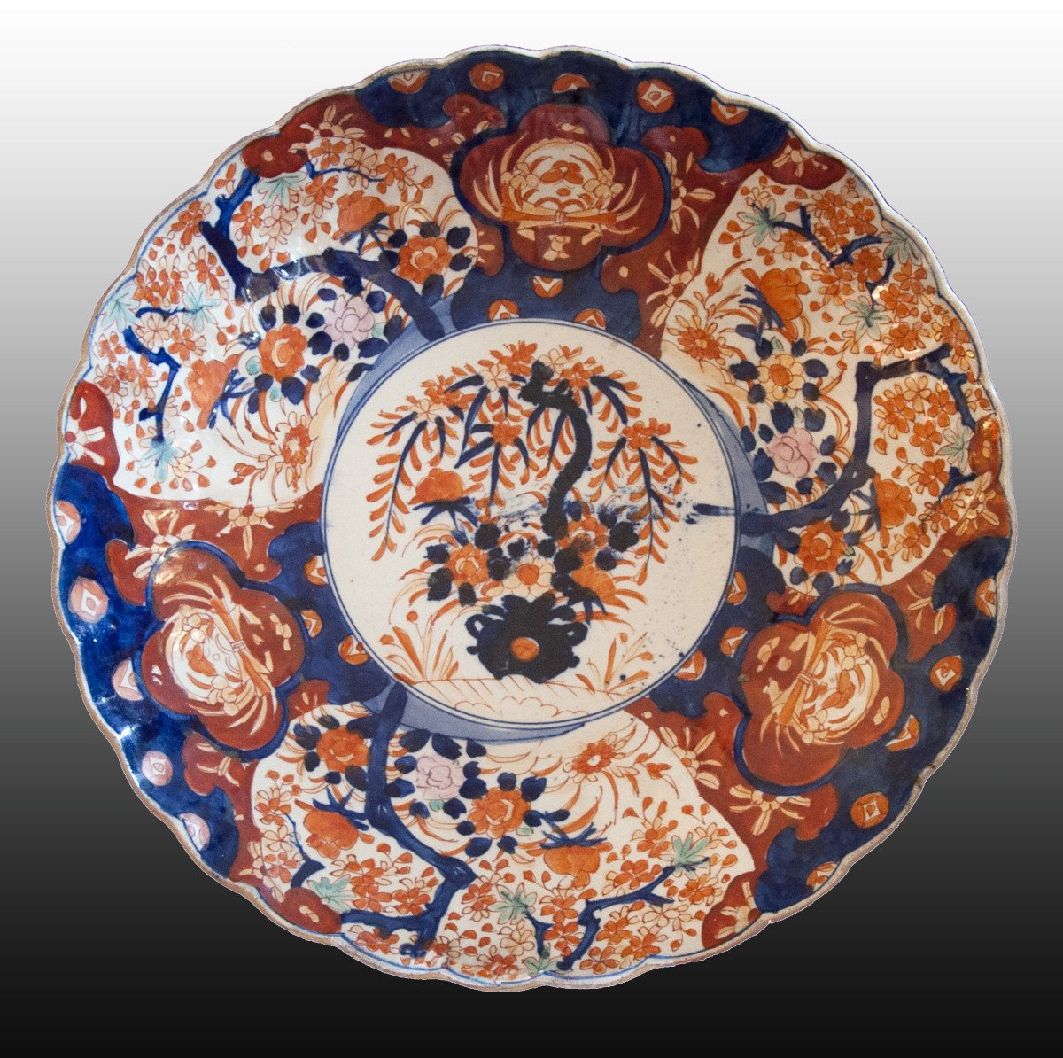 Rare Pair Of Large Dishes, Imari, Japan, Late 19th-early 20th Century