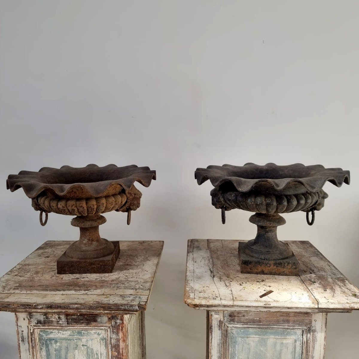 Pair Of Cast Iron Garden Basins-photo-4