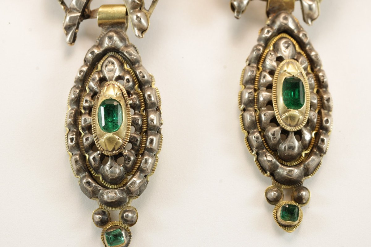 Antique Iberian Emeralds Gold Earrings-photo-2