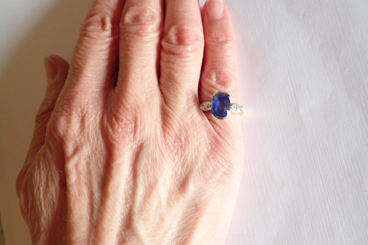 Sapphire And Diamonds 18k Gold Ring-photo-4