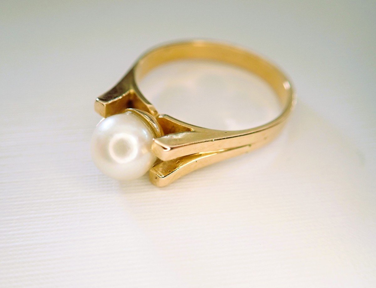 1960s Pearl Ring 18 Carat Gold