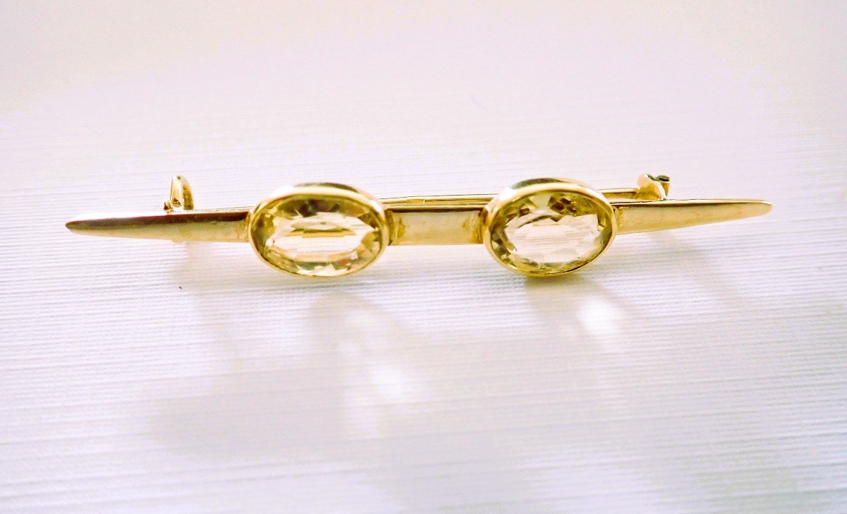 Vintage 18 Carat Gold Brooch Set With 2 Citrines 