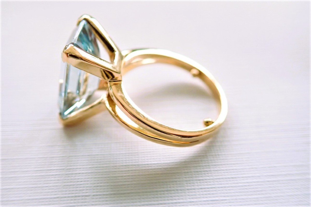 1960s Ring Set With A Blue Stone In 18 Carat Gold-photo-2