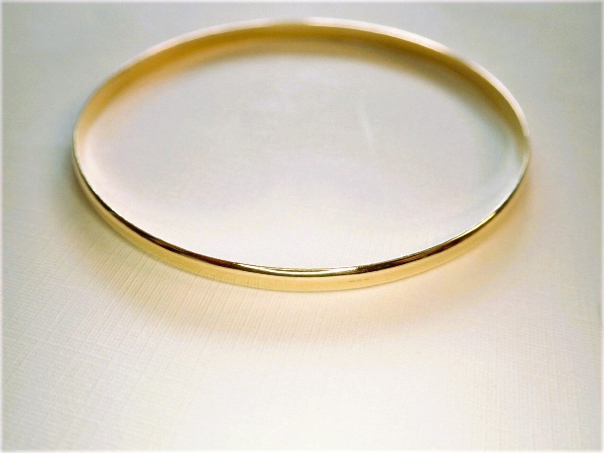 Half Bangle Bracelet In 18 Carat Gold-photo-2