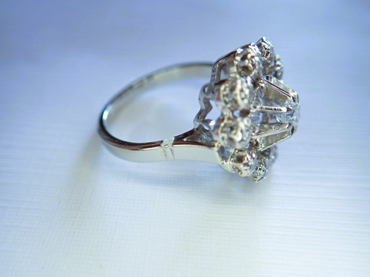 Bague Marguerite diamants or blanc 18 carats-photo-3