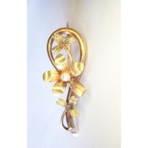 Art Deco 18 Carat Gold Pearl Brooch