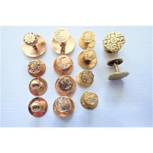 Paires de Boutons de cols et de plastrons or 18 carats