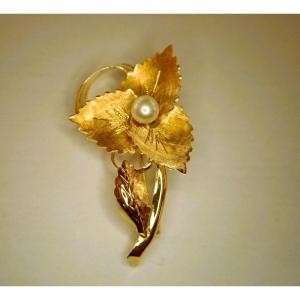 Gold Pearl Brooch