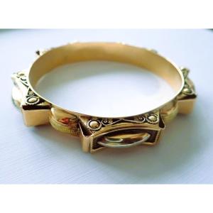 18 Carat Gold Bangle Bracelet With 3 Gold Motifs 