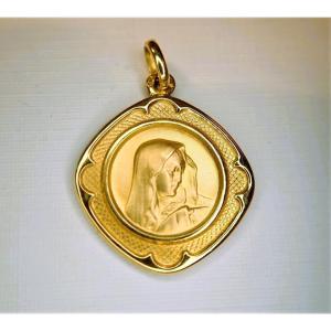 Medaille Sainte Vierge  or 18 carats