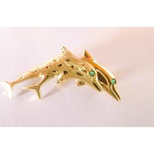 18k Gold Dolphin Brooch