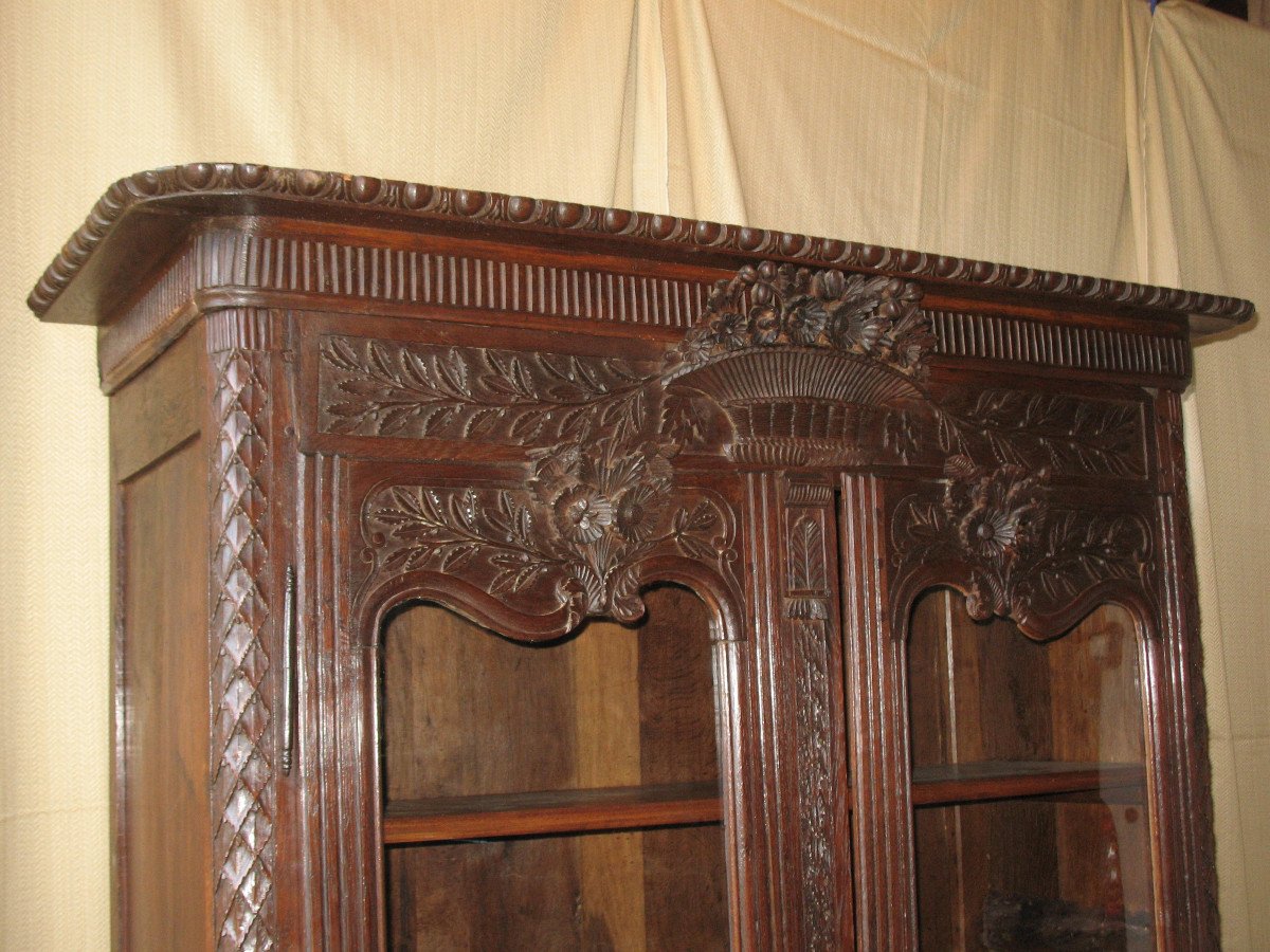 Armoire de mariage vitrée et sculptée en chêne époque 19ème Origine Normandie-photo-1