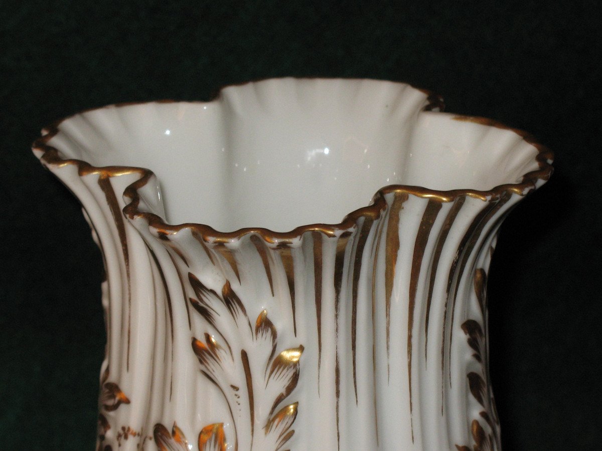 Paris Porcelain Vase With Floral Decoration Th. 19th Century Restoration In The Style Of Jacob Petit-photo-4