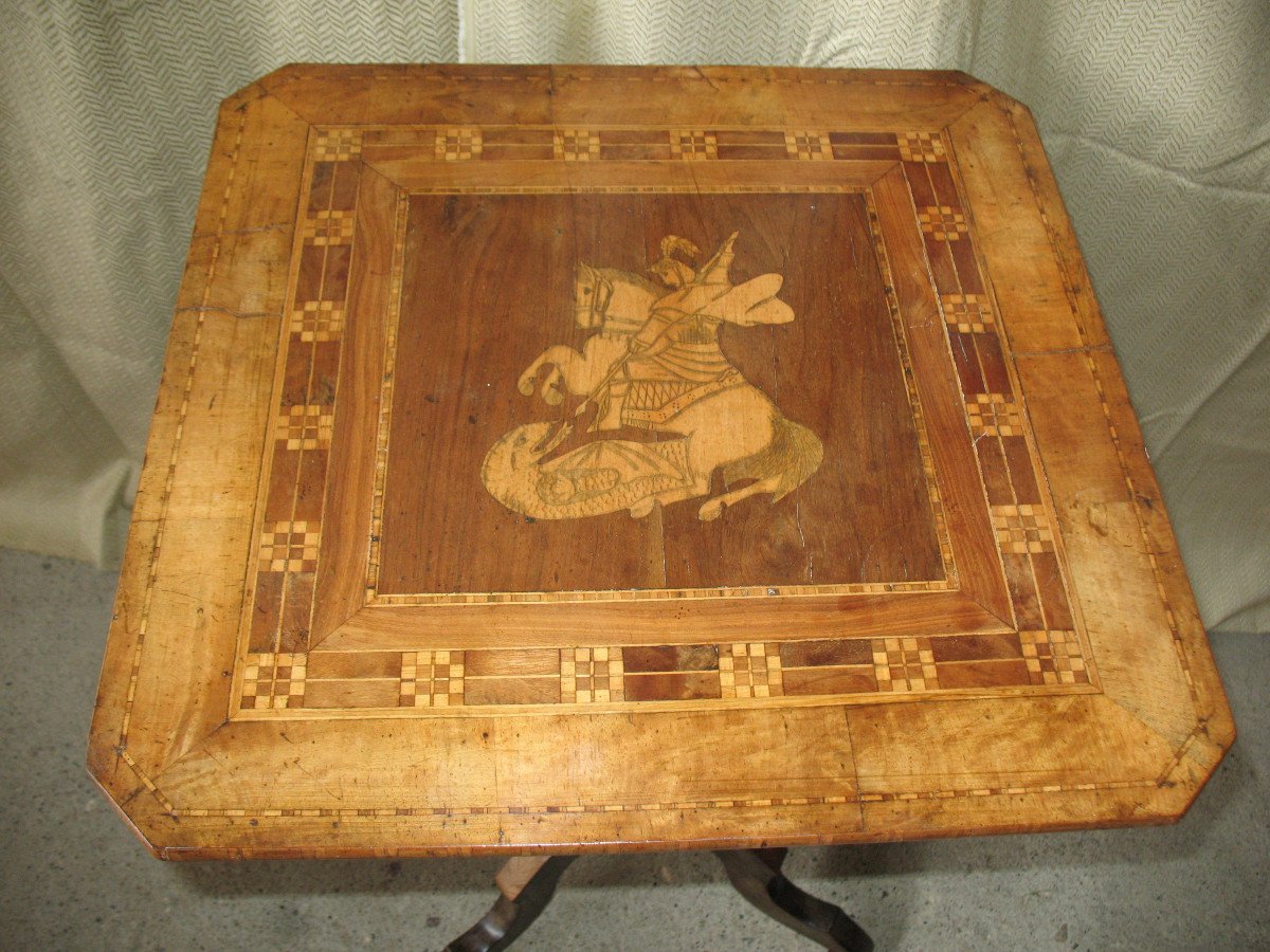 Charles X Tripod Pedestal Table In Marquetry Decorated With Saint Michel, Early 19th Century-photo-2