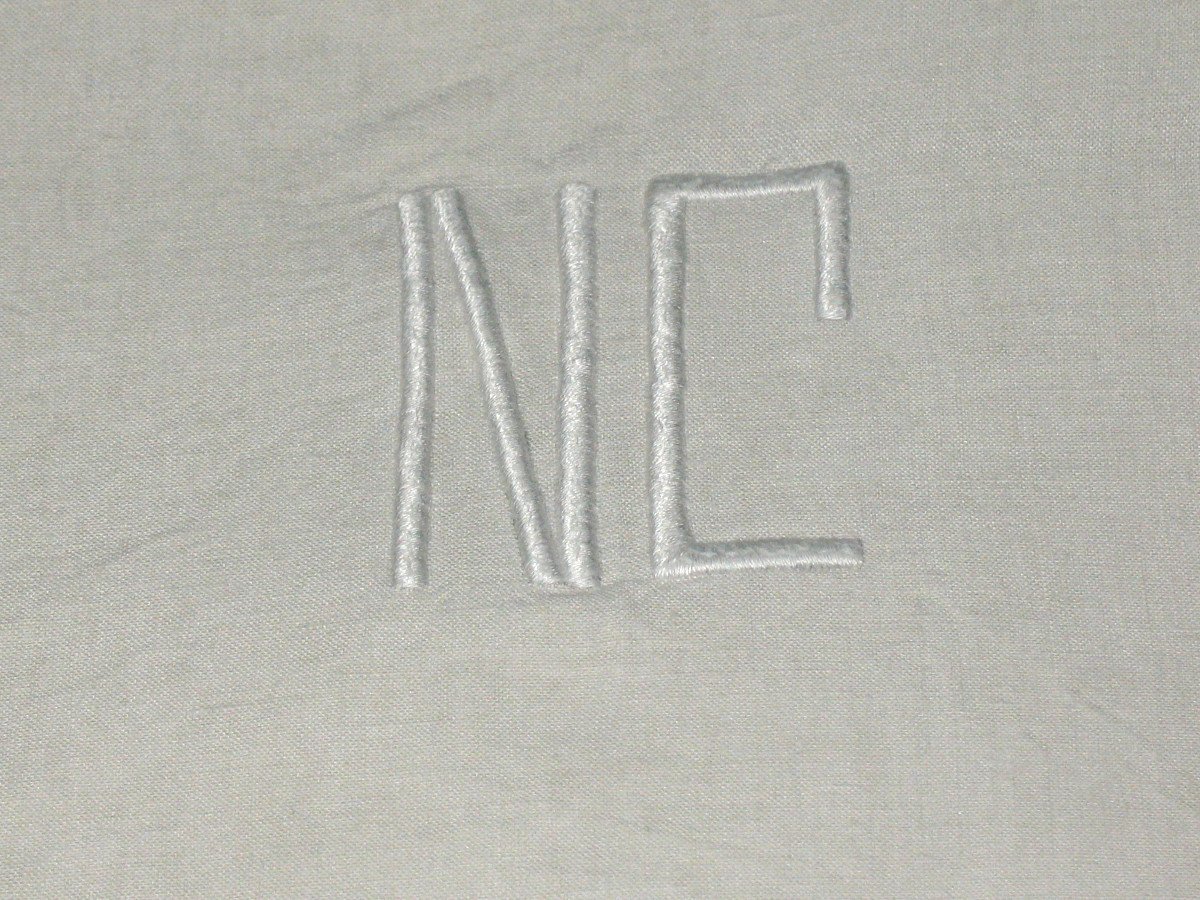 Paire de draps en fil de lin bordure en dentelle initiales NC parfait état d : 240 x 300 cm-photo-1