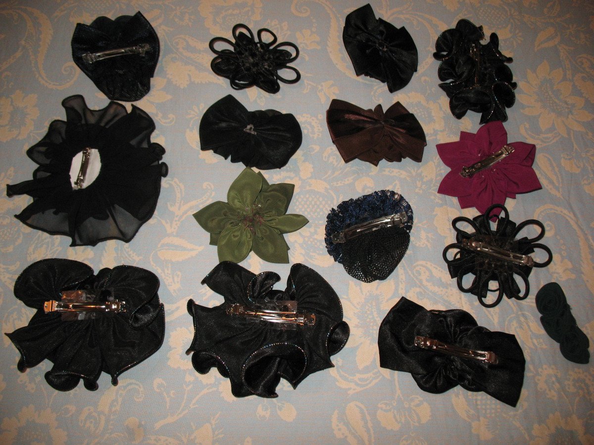 Haute Couture Satin Lace Bows 15 Pieces 20th Century-photo-3