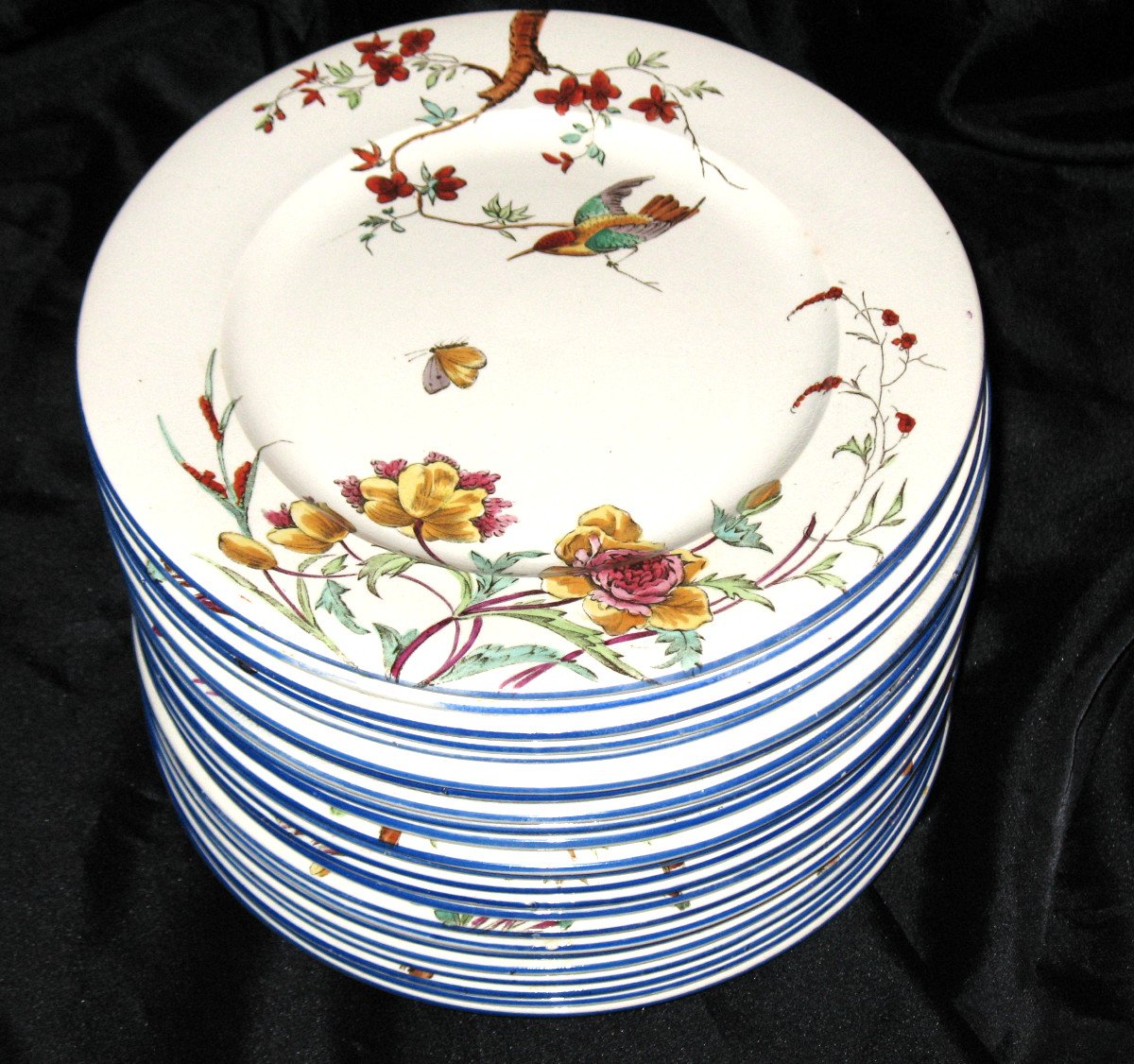 Table Service In Fine Earthenware From Bordeaux, Nella Decor With Flowers And Birds, 19th Century-photo-3