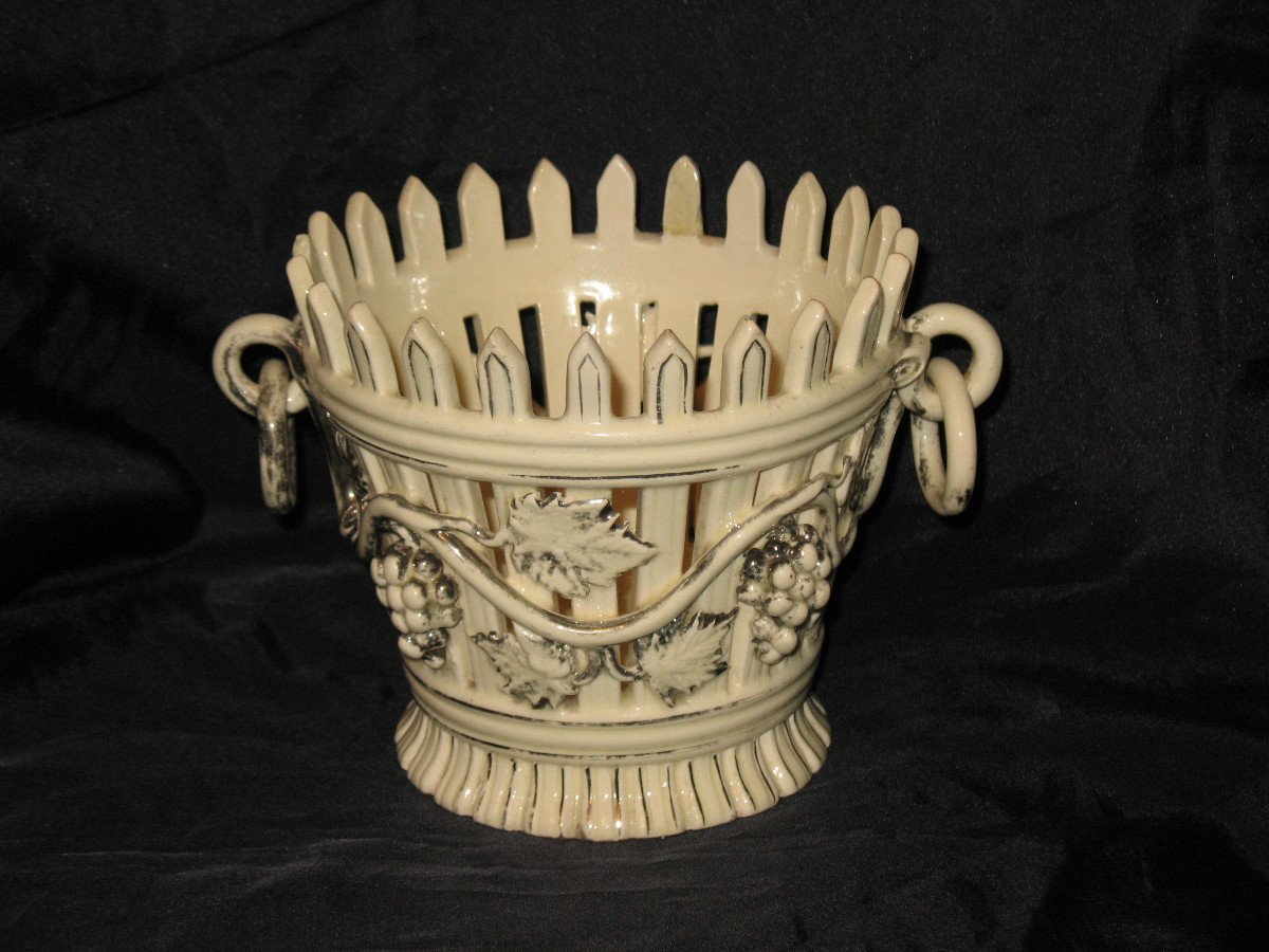 Palisade Basket In Langeais Earthenware With Vine Decoration Signed Cb 19th Century-photo-2