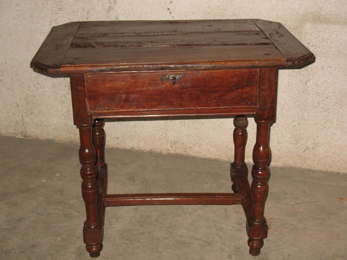 Table à écrire bureau avec un tiroir en bois fruitier époque Louis XIII 17ème-photo-2