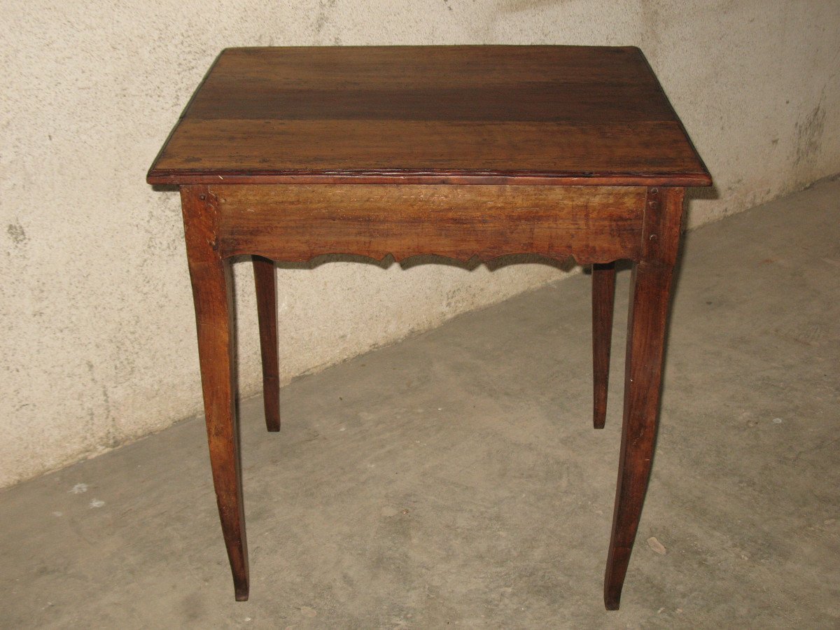 Small 18th Century Louis XV Period Writing Table In Walnut With A Large Drawer-photo-3