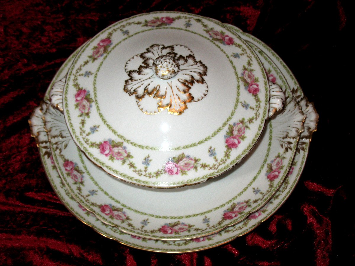 Limoges Porcelain Table Service Of 122 Pieces From The Early 20th Century, Louis XVI Style-photo-7