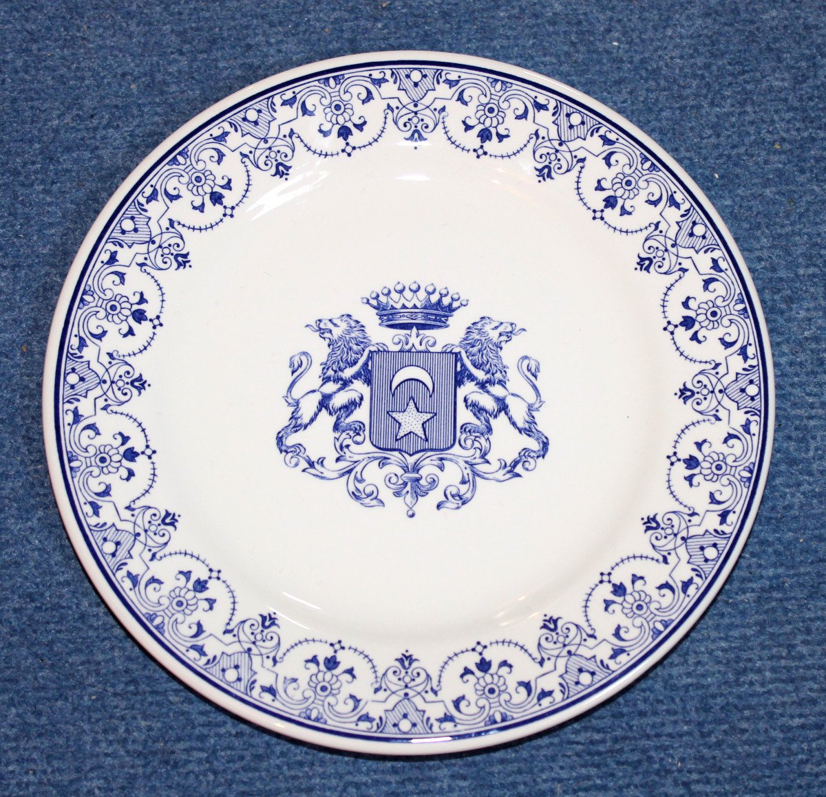 22 Gien Earthenware Dessert Plates With Rouen Coat Of Arms Decoration, 20th Century. Perfect Condition.-photo-2