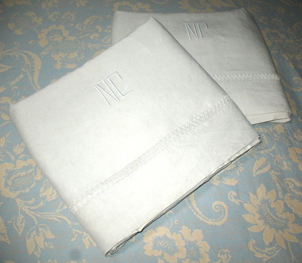 Pair Of Linen Thread Sheets With Lace Border Nc Initials, Perfect Condition: 240 X 300 Cm-photo-2