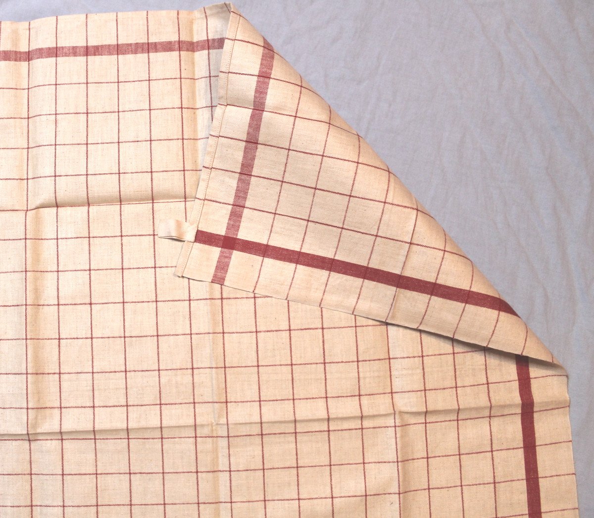 6 Red Checked And Striped Tea Towels With Hanging Ties, Early 20th Century-photo-3