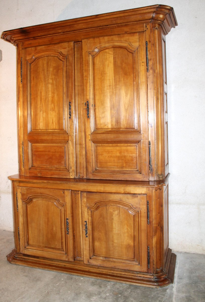 Two-part Sideboard In Fruitwood Paneling, Louis XIV Period, Early 18th Century. Origin: Ile De France.