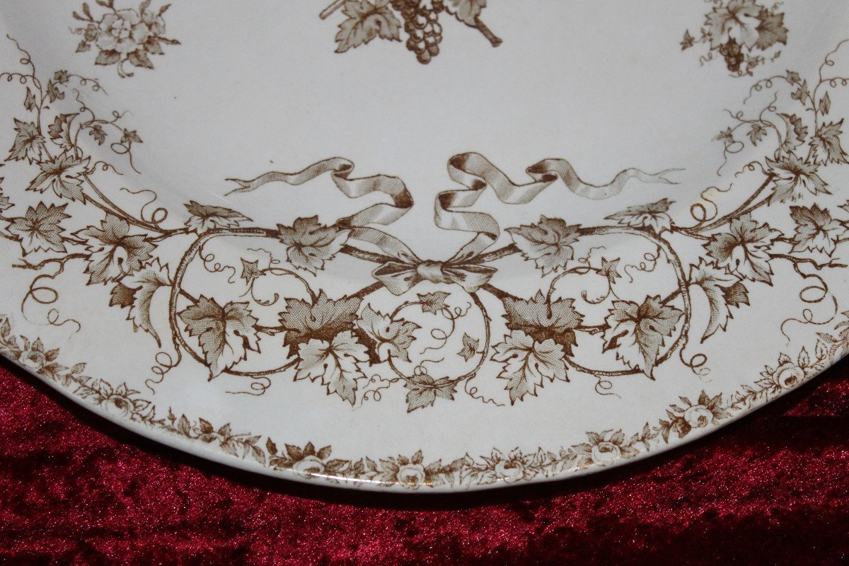 Choisy Le Roi Earthenware Table Service Decorated With Musical Instruments In The Louis XVI Style-photo-7