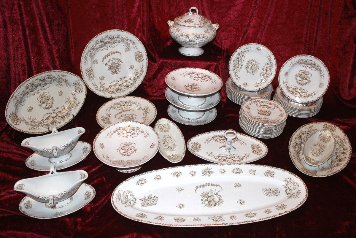 Choisy Le Roi Earthenware Table Service Decorated With Musical Instruments In The Louis XVI Style