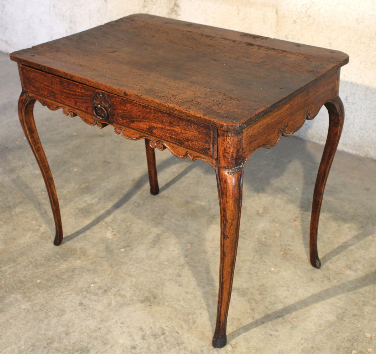 Petite table à écrire bureau en orme et noyer avec un tiroir époque 18ème style Louis XV-photo-7