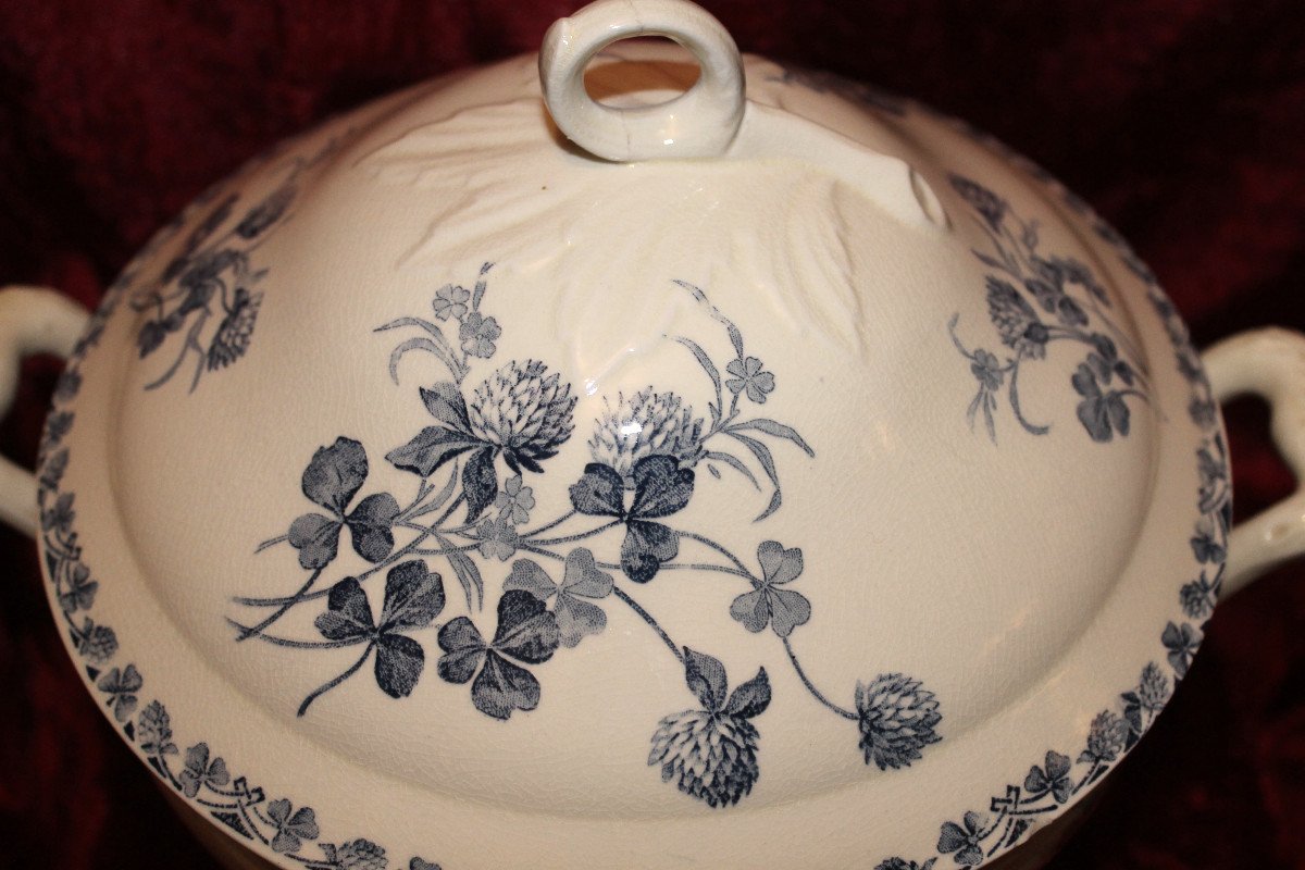 Part Of A Table Service In Iron Earthenware Decorated With Flowering Clovers, Early 20th Century-photo-4