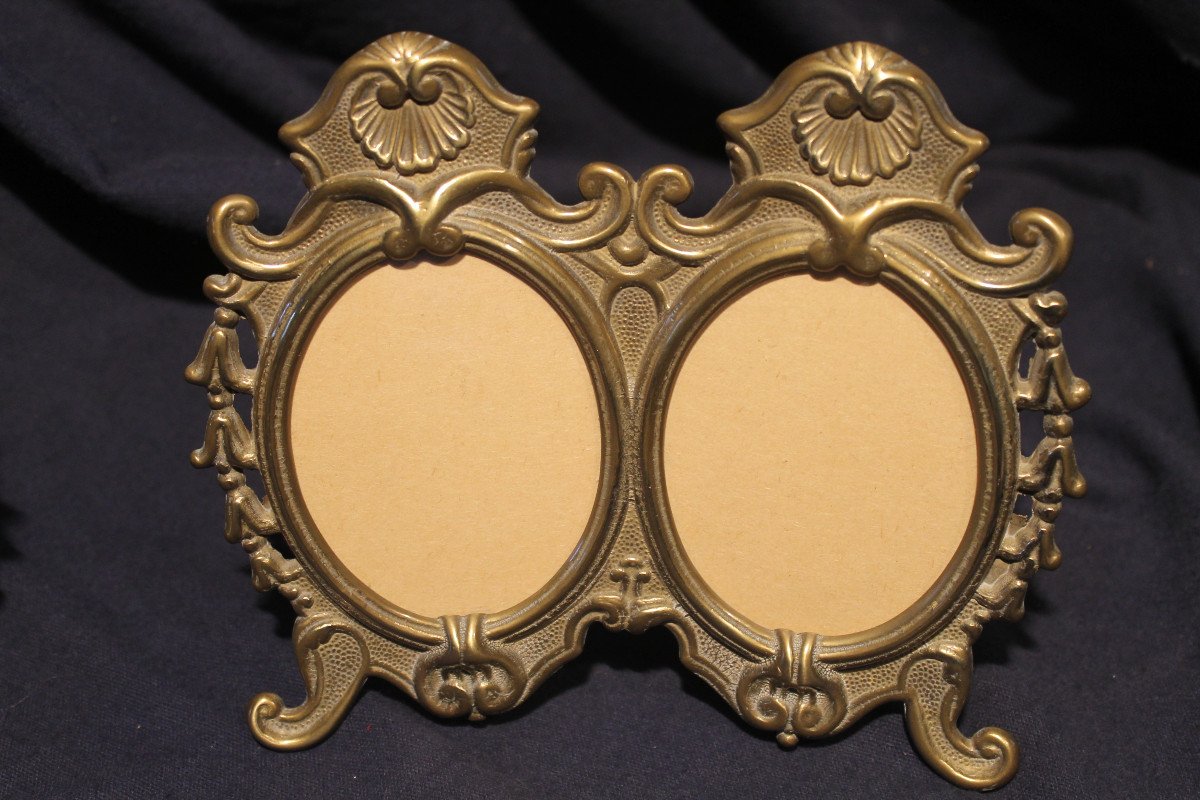 Pair Of Oval Frames In Bronze And Brass, Louis XV Style, 20th Century-photo-2