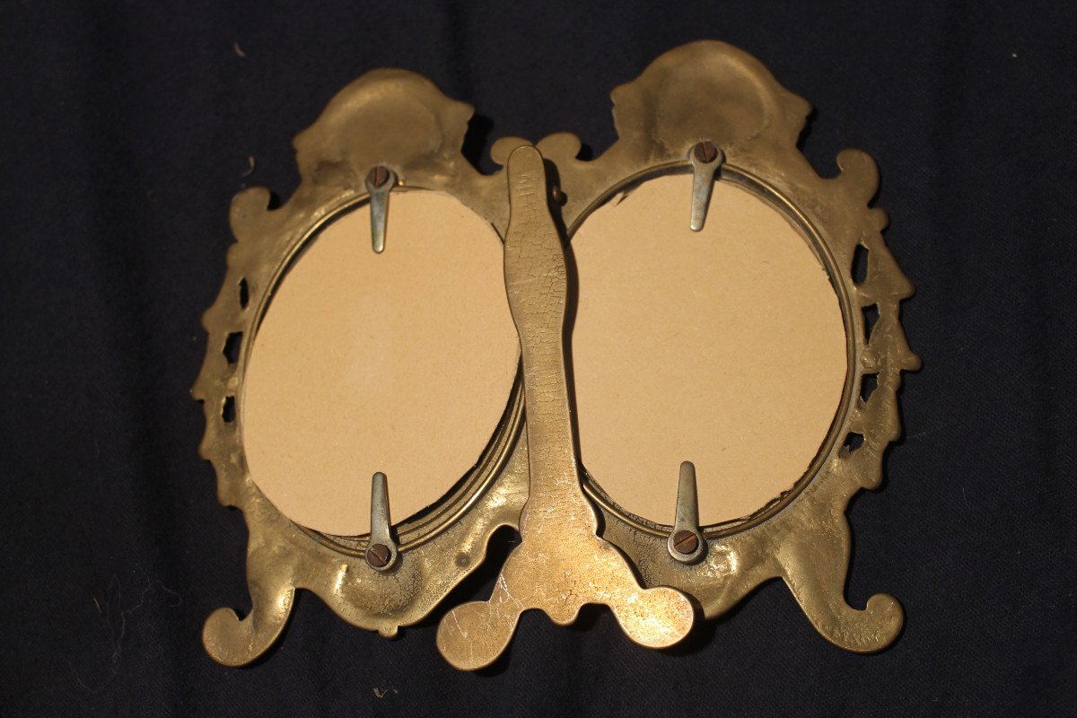 Pair Of Oval Frames In Bronze And Brass, Louis XV Style, 20th Century-photo-4