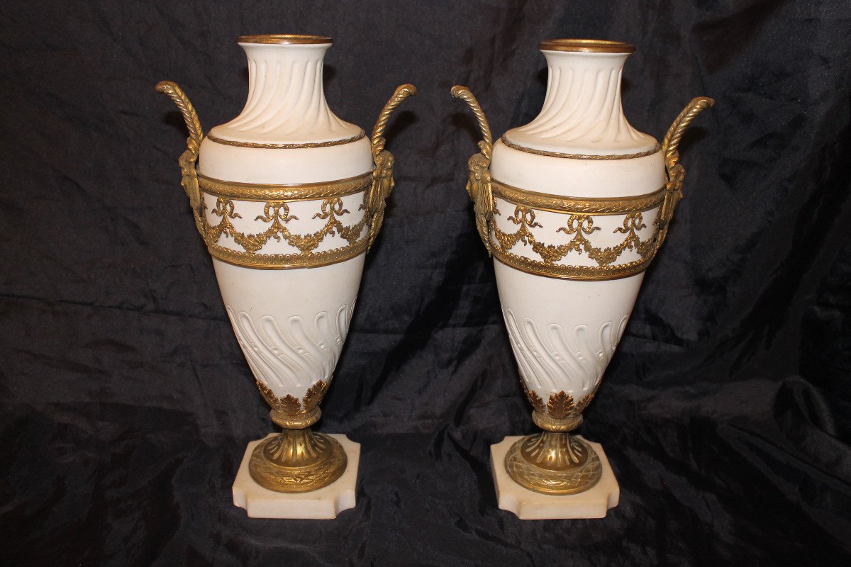 Pair Of Biscuit Vases With Bronze Ornamentation On Marble Base, 19th Century, Louis XVI Style-photo-1