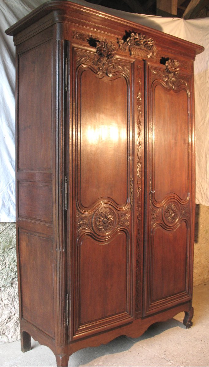 Armoire de mariage  sculptée en chêne époque 19ème Origine Normandie-photo-2