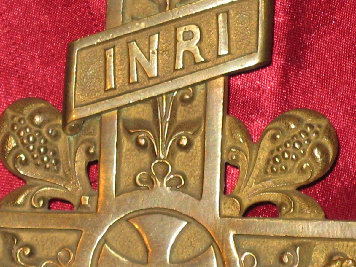 19th Century Bronze Processional Cross-photo-1