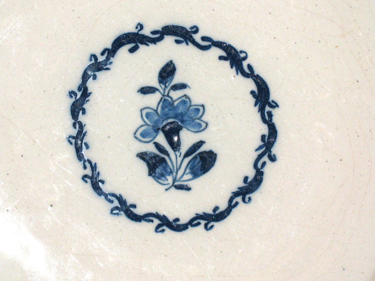 17th Delft Earthenware Plate, Monochrome Blue Decor-photo-3