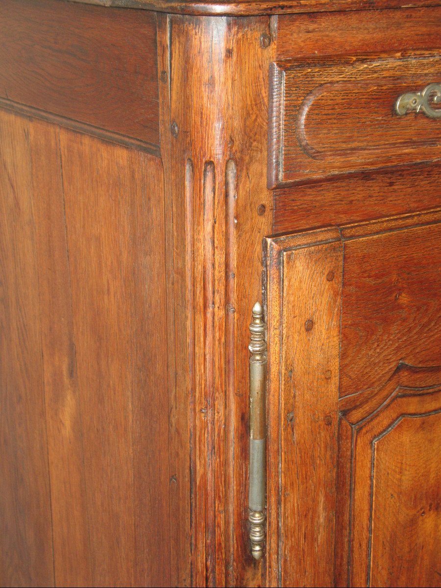 Louis XV Style Low Sideboard In Molded And Carved Oak, 19th Time-photo-4