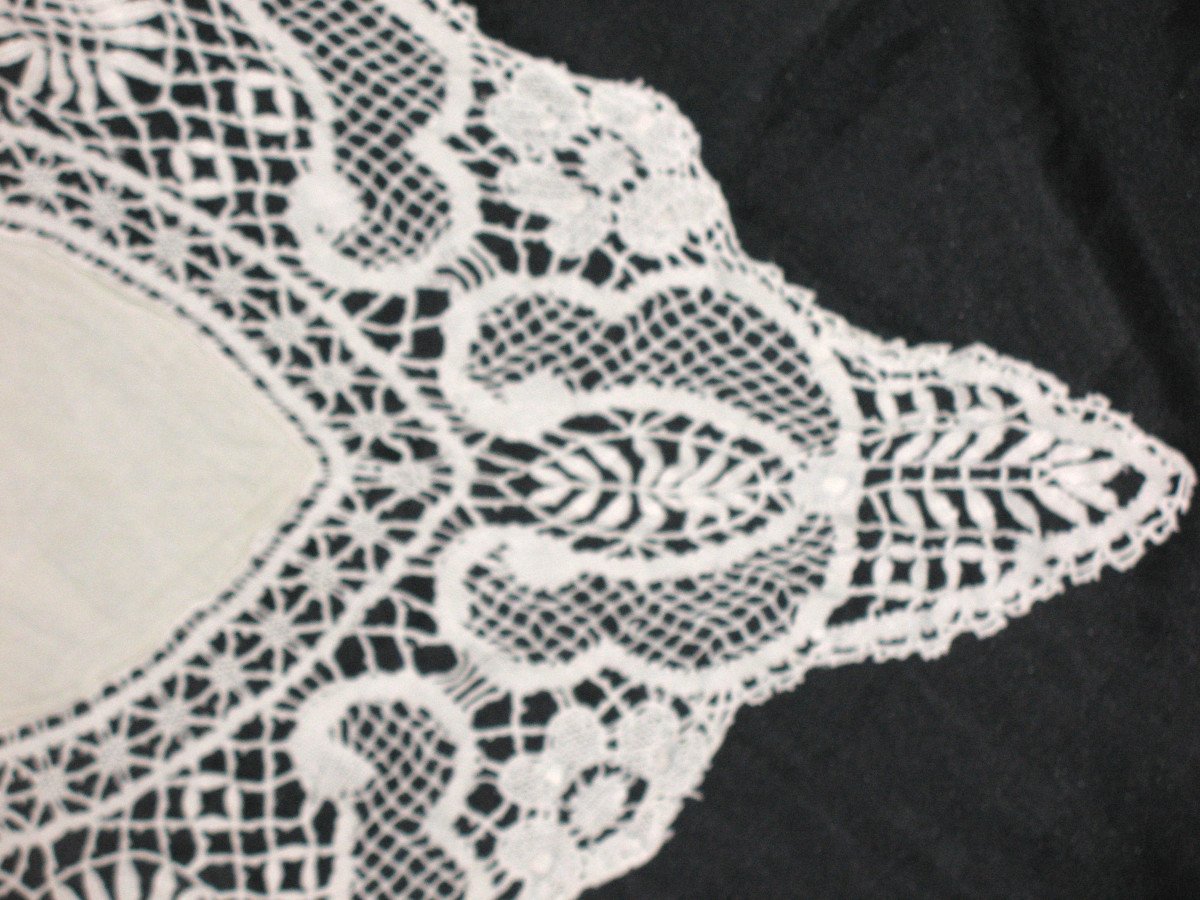 Large Wire Wedding Drape With Wide Border And Back In Bobbin Lace Early 20th Century-photo-1