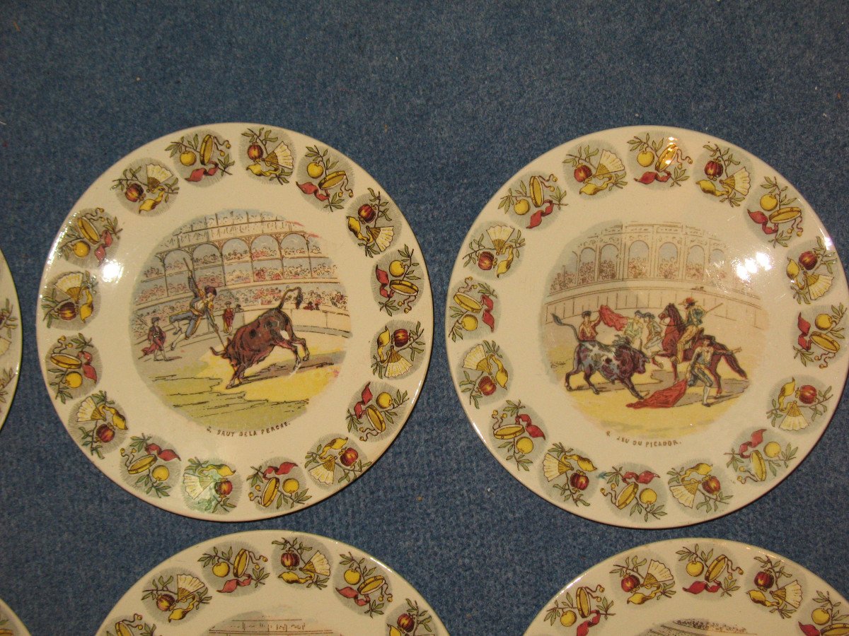 Suite Of 12 Earthenware Plates From Sarreguemines On Bullfighting, 19th Century-photo-3