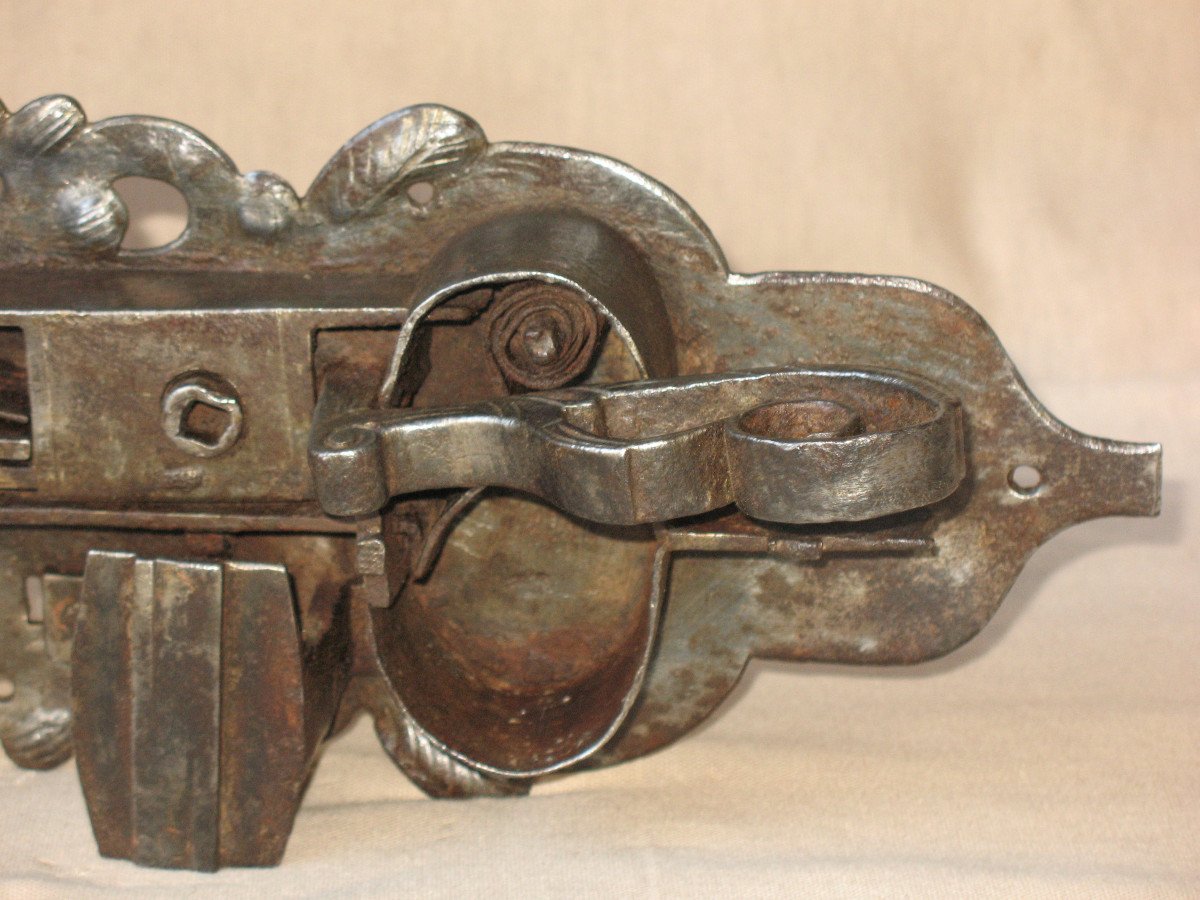 Strong Wrought Iron Lock With Its Handle And Key 17th Century-photo-7
