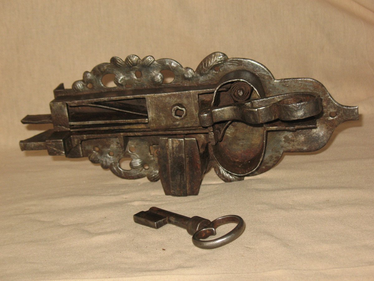 Strong Wrought Iron Lock With Its Handle And Key 17th Century-photo-8