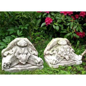 Pair Of Gothic Style Stone Wall Brackets Decorated With Plants